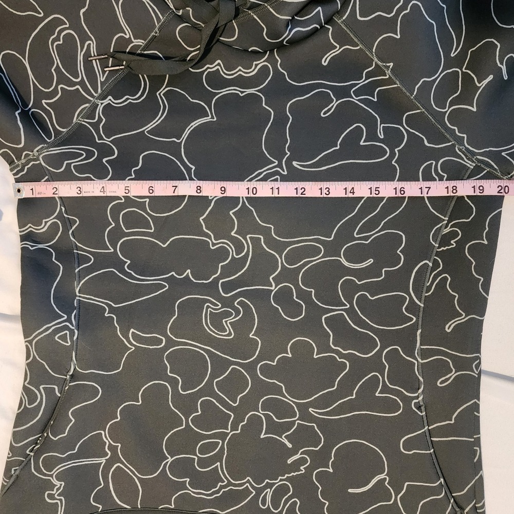 Columbia Omni Wick Hoodie Women's Gray Camo Thumb Hole Pullover Top - Picture 6 of 6